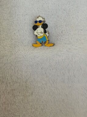 Disney Donald Duck Brooch in White, Blue, Yellow, Black
